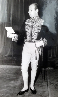 Theo von Roth in costume